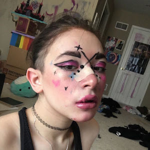 Meet your Posher, Daz